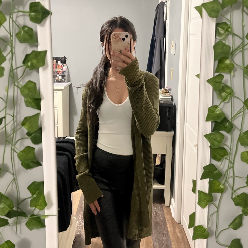 Sweater cardigan